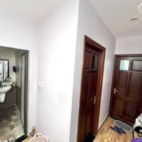 ĐỘI CẤN 37M 5 TẦNG MT 4.4M Ô TÔ ĐỖ CỔNG NHÀ ĐẸP SỔ VUÔNG PHÙ HỢP MUA ĐỂ Ở