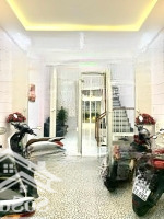 Bán Toà Căn Hộ Lê Ninh , Sơn Trà.diện Tích88,6M2 X 5 Tầng 7 Phòng. Gần Biển