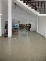Cho Thuê Nhàmặt Tiềnlê Văn Hiến ! Mơi Đẹp Đoan Gân Bùi Tá Hán
 Giá Bán 10 Triệu
 Diện Tích: 100M Rông Rãi , Phía Sau