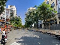 Cho Thuê Nhà Phố Hưng Gia Có Thang Máy 6X18.5M, Trệt Lửng 3 Lầu Quận 7