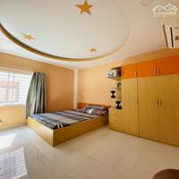 Bán Nhà Phố Mặt Tiền Kinh Doanh Liền Kề Võ Văn Ngân, P. Bình Thọ, Tp Thủ Đức_ 3 tầng sân thượng _ 77 m2 đất