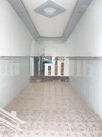 Nhà Xóm Chiếu Q4- 72M2 Nở Hậu- 2 Lầu - Sân Rộng - Ko Qh-Chỉ 5 Tỷ Nhỉnh
