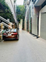 Bán Nhà Phố Vũ Hữu.diện Tích70M2, 4T.mặt Tiền5M. Giá Bán 17,9 Tỷ