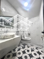 Bán 40M2 X 4 Tầng X Giá Bán 12 Tỷ ( Có Tl). Nhà Nằm Ngay Đầu Đường Láng - Liên Hệ: 0902193828.
