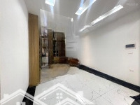 Bán 40M2 X 4 Tầng X Giá Bán 12 Tỷ ( Có Tl). Nhà Nằm Ngay Đầu Đường Láng - Liên Hệ: 0902193828.