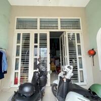 BÁN NHÀ 2MT GẦN VINCOM LÊ VĂN VIỆT, ĐÌNH PHONG PHÚ, HẺM THÔNG XE HƠI TỚI NHÀ, 2 TẦNG BTCT, 3PN, 58M2, NHỈNH 4 TỶ