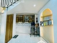 Duy Nhất Căn Nhà Giá Mềm Tại Đường Điện Biên Phủ, P.17, Quận Bình Thạnh Giá Bán 2Ty050 | 40M2 | Shr