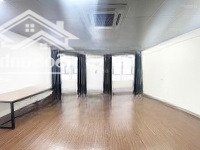 Chính Chủcho Thuê Văn Phòng35M2 Tại Phố Thái Hà - Đống Đa, Sẵn Rèm, Thảm, Lô Góc Giá 6. 5 Triệu/Th