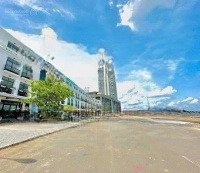 Bán Căn Shophouse Vincom Xuân Khánh View Sông Hậu Vị Trí Đắc Địa Thuận Tiện Kinh Doanh