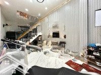 Nhà Phố 3 Lầu, 5 Phòng, Full Nội Thất Khu Thời Trang Lê Văn Sỹ - Có Hợp Đồng Thuê 28 Triệuiệu/Tháng