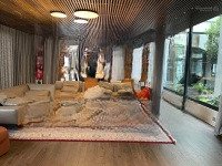 Bán Biệt Thự Thành Thái Gần Công Viên Cầu Giấy, 180M2Mặt Tiền12M Đẹp Nhất Khu