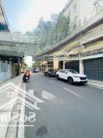 Biệt Thự Mặt Tiền Lam Sơn,F6, Bình Thạnh, 18X10M, 180 M2, 37.5Tỷ - Hot