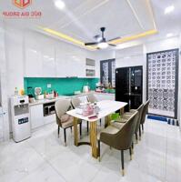 Bán nhà 1T2L Mặt Tiền Nguyễn Bảo Đức, cho thuê 16tr, giá bán 8,9 tỷ