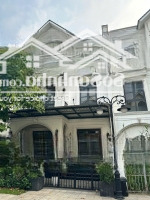 Bán Biệt Thự Song Lập Đảo Ngọc Trai, View Vườn Hoa,Diện Tích150 M2,Mặt Tiền8,3M, An Ninh Tốt, Vị Trí Đẹp !!!