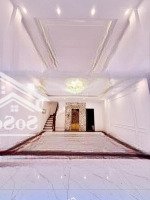 Bán Nhà Phố Khuất Duy Tiến 8 Tầng Thang Máy Ô Tô Vào Nhà Kinh Doanh Đỉnh