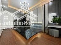 Nhà Đẹp Vị Trí Đẳng Cấp Tại Lạc Long Quân