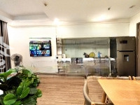 Tôi Cần Bán Sớm Ch 2 Phòng Ngủ2Vs, 59,2M2, Giá Bán 3.55 Tỷ, Tầng Trung - Đông Nam, View Hồ, Vinhomes Greenbay