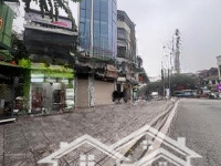Bán Nhà Nguyễn Văn Cừ, Long Biên, 55M*4T. Gara, Gần Phố.