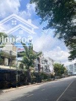 Cho Thuê Đất Trống Mặt Tiền Đường Dc8 Vị Trí Đẹp, Kinh Doanh Thuận Lợi , 12X18M, 18 Triệu/Th
