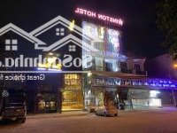 Hàng Đầu Tư! Bán Khách Sạn Cao Cấp- 2 Mặt Tiền- Ngay Phạm Văn Đồng Thu Nhập 300 Triệu/Tháng, Ngang 8M