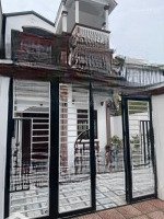 Cần Bán Gấp Biệt Thự Sân Vườn Tại Bắc Cầu, Long Biên. Nhà 3 Tầng Đẹp, Thiết Kế Hợp Lý