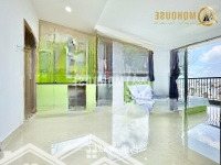 Trống 1P Penhouse Siêu Đẳng Cấp. View Kính - Landmark , Nhà Siêu Thoáng. Máy Giặt Riêng , Thang Máy