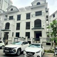 BIỆT THỰ VÕ CHÍ CÔNG, TÂY HỒ - SỔ ĐỎ CHÍNH CHỦ