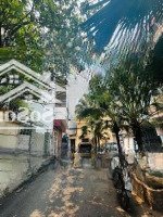 Bán Nhà Thái Thịnhdiện Tích55M2 4 Tầng - Giá Bán 15,8 Tỷ - Gần Phố - Ô Tô Tránh Liên Hệ: 0985342385 E Trường