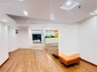 ( Giá Thật )Chính Chủ Bán Ch Bình Vượng,Dt 145,5 M2 3Pn- 2 Vệ Sinhtầng Trung, Giá Bán 5,65 Tỷ, Liên Hệ: 0394260628