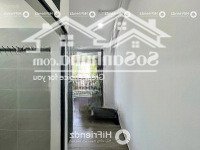 Siêu Phẩm Studio Tách Bếp Full Nội Thất Ban Công Lớn Sát Cầu Nguyễn Văn Cừ