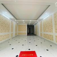 Bán nhà Khâm Thiên 40m2 nhà đẹp oto vào nhà vị trí đẹp 12 tỷ