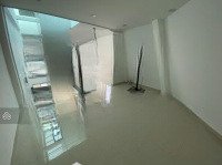 Cho Thuê Nhà Phố Góc 8X20 1 Trệt 3 Lầu, 4 Phòng Ngủ 5 Vệ Sinh Giá Bán 30 Triệu, Khu Lakeview City, Liên Hệ: 0935498286