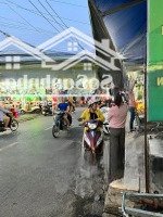 Bán Gấp Căn Nhà Đang Cho Thuê 16 Triệu/Tháng, Ở Đường 18B, Ngay Chợ Bình Chánh, 5X20M, Giá Bán 1 Tỷ 350