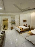 Bán Khách Sạn Khu Sân Bay, 5 Tầng, Ngang 8 X 27M, Bạch Đằng, Phường 2, Tân Bình, Giá Bán 55 Tỷ