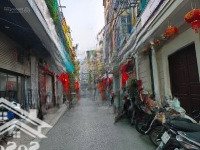 Bán Đất Phố Kẻ Tạnh, Giang Biên. 65M2, Mt: 5.5M, Giá: 9.8 Tỷ. Oto Tránh, Sát Mặt Phố