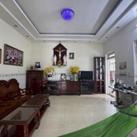 BÁN BIỆT THỰ GÓC HAI MẶT TIỀN  GẦN BỆNH VIỆN ĐỒNG NAI chỉ 11 tỷ