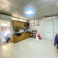 Cho thuê nhà nguyên căn ngõ 230 Phố Tân Mai 4 tầng x 55m2, 4 ngủ, 12 Triệu