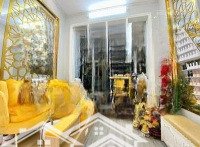 Cho Thuê Nhà Mặt Phố Kd Lê Đại Hành, Hoàn Kiếm.diện Tích60M2 X5 Tầng,Mặt Tiền4,5M, Vị Trí Cực Đẹp,