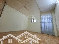 Cho Thuê Nhà Nguyên Căn Mặt Tiền Bà Hom Q6