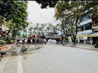 Bán Mặt Phố Hoàng Mai , Hoàng Mai.diện Tích66M2 4Tmặt Tiền4.5M. Giá: 29.8 Tỷ. Lh :0383426696