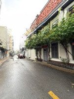 Giảm Sâu Gần Tỷ Chốt Nhanh Nhà Xây Mới - Mặt Tiền Đường Kinh Doanh - Ngay Bờ Kè Trường Sa