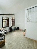 Bán Nhà Mặt Phố Hàng Lược, Vị Trí Rất Đẹp, Vỉa Hè Rộng, 90M2, 4 Tầng, Mặt Tiền 4,5M, Giá Bán 68 Tỷ