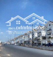 Bán Tòa Nhà Chdv Dương Quảng Hàm, P5, Gò Vấp, Ngay Sau Emart Pccc Đầy Đủ, 32 Phòng