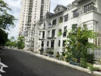 Chủ Nhà Cần Bán Nhanh Lô Bt Góc Có Sân Vườn Tại Hdi Tây Hồ.dt 209,6M2 Xây 4 Tầng + 1 Hầm