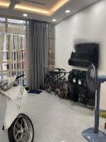 Bán Nhà Riêng Tại Lê Hồng Phong, Q. 5, 32M2, 2 Phòng Ngủ 2 Vệ Sinh Pháp Lý Đầy Đủ
