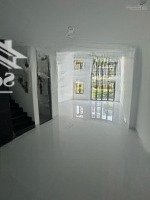 Cho Thuê Tòa Nhàmặt Tiềnbình Giã, Phường 13. Dt: 7X20M. 1 Hầm 5 Tầng. Sàn Suốt. Pccc. Giá 70 Triệu/ Tháng
