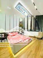 Bán Chdv 300M2 10X30M Bạch Đằng - 8T Thang Máy - 4 Tỷ / Năm - Đầu Tư Chỉ 35 Tỷ - 0983458219