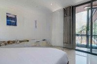 Bán Biệt Thự 2 Tầng Có 10 Phòng Cho Thuê Mặt Tiền Biển Mỹ Khê - Dòng Tiền Khủng 250 Triệu/Tháng