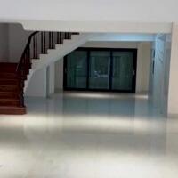 Cho thuê nhà Hoàng Ngân 6 tầng thang máy 130m2 2 mặt trước sau mới đẹp kinh doanh mọi mô hình