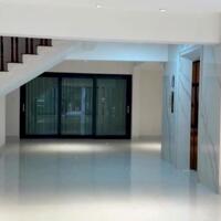 Cho thuê nhà Hoàng Ngân 6 tầng thang máy 130m2 2 mặt trước sau mới đẹp kinh doanh mọi mô hình